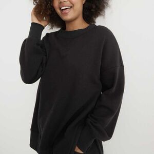 Aerie Crewneck Sweatshirt Women’s XS Oversized Black Pullover Side Slit Casual